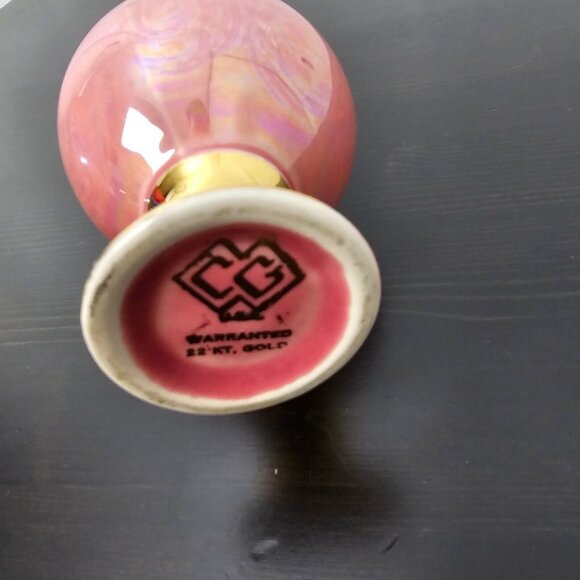 Vintage Ceramic Pitcher Vase 8.5" Pink Warranted 22 KT Gold Trim Mid Century USA - Picture 4 of 7